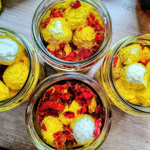 kulki w oleju rzepakowym sery paszkowscy.jpg