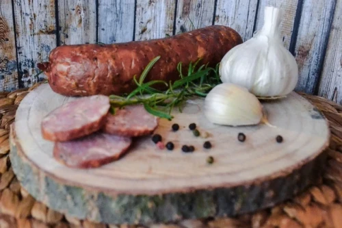 Kiełbasa czosnkowa Smak Tradycji.webp
